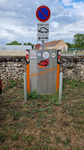 Borne de recharge de véhicules électriques Modulo Charging Station Muides-sur-Loire