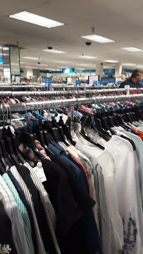 Clothing Store «Ross Dress for Less», reviews and photos, 100 S Biscayne Blvd, Miami, FL 33131, USA