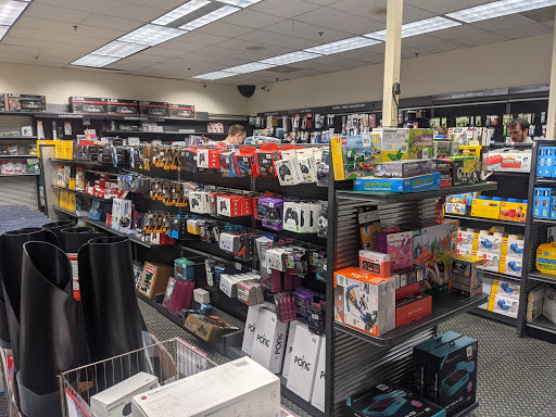 Micro Center image