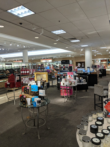Department Store «Nordstrom Dadeland Mall», reviews and photos, 7239 N Kendall Dr, Miami, FL 33156, USA