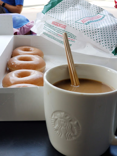 Bakery «Krispy Kreme Doughnuts», reviews and photos, 3133 Mission College Blvd, Santa Clara, CA 95054, USA