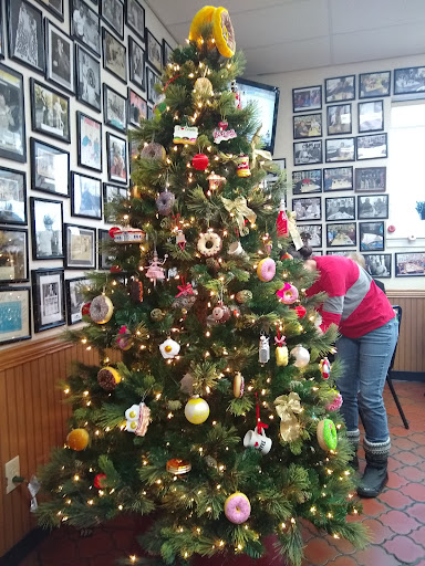 Donut Shop «HoneyDip Donuts», reviews and photos, 4480 Kenny Rd, Columbus, OH 43220, USA