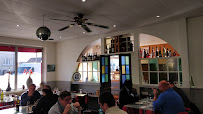 Atmosphère du Restaurant Au Soleil Du Portugal à Stains - n°1