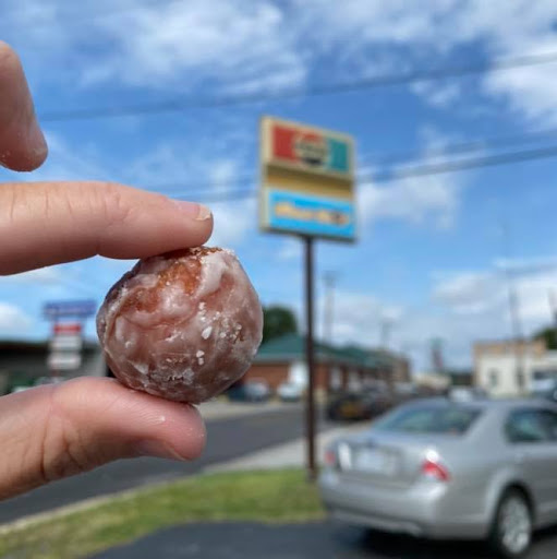 Donut Shop «The Donut Shop», reviews and photos, 115 Brook Ave, South Hill, VA 23970, USA