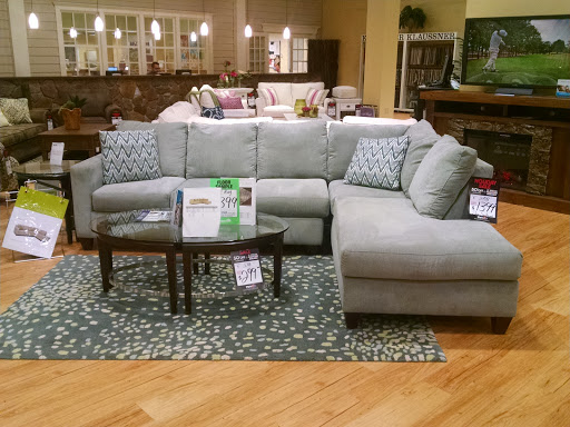 Furniture Store «Pilgrim Furniture & Mattress City Southington», reviews and photos, 55 Graham Pl, Southington, CT 06489, USA