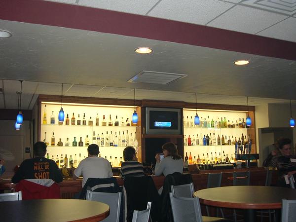 Topshelf Pizza & Pub 49442