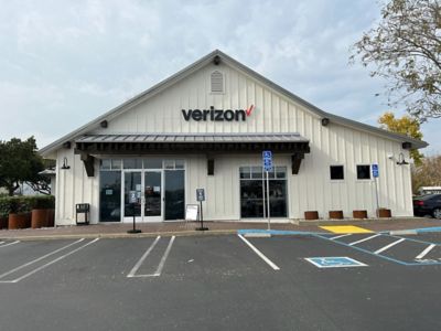 Verizon, 124 Vintage Way, Novato, CA 94945, USA, 