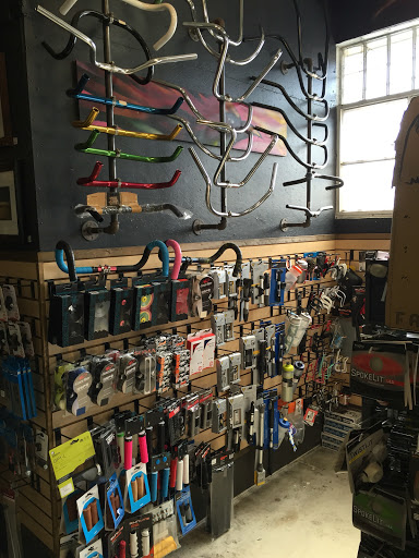 Bicycle Store «Motion Bike Shop», reviews and photos, 914 Aviation Blvd, Hermosa Beach, CA 90254, USA