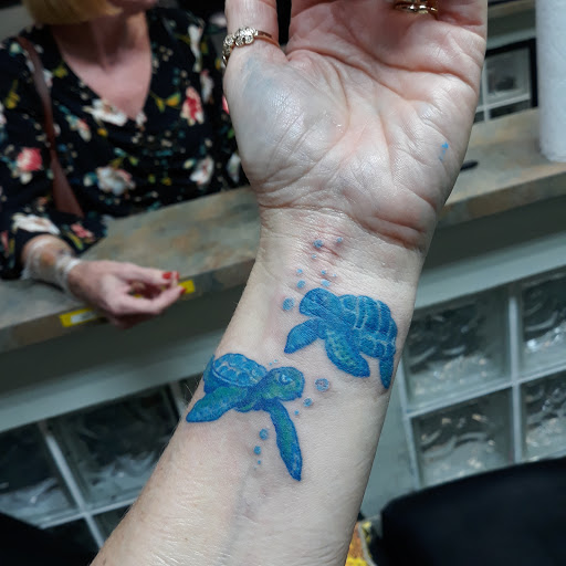 Tattoo Shop «Cool Cat Tattoos», reviews and photos, 3579 Powerline Rd, Oakland Park, FL 33309, USA