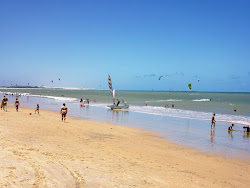 Photo de Plage de Cumbuco avec rivage droit, long