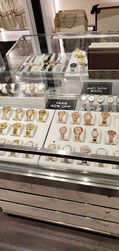 Fashion Accessories Store «Michael Kors», reviews and photos, 100 Citadel Dr #456, Commerce, CA 90040, USA