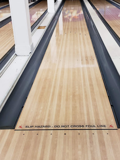 Bowling Alley «Levittown Lanes», reviews and photos, 56 Tanners Ln, Levittown, NY 11756, USA