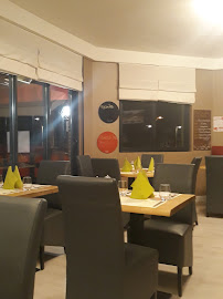 Atmosphère du Restaurant français La Hutterie à Fort-Mahon-Plage - n°10