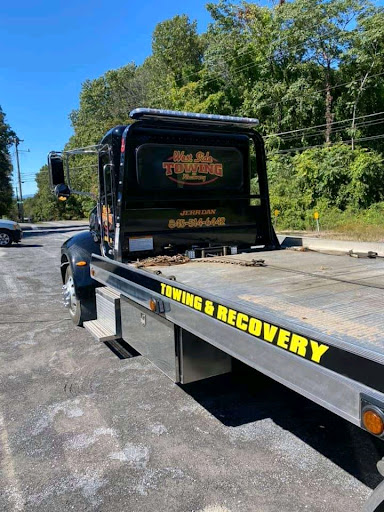 Auto Repair Shop «West Side Auto & Towing», reviews and photos, 308 W Market St, Red Hook, NY 12571, USA