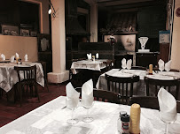 Atmosphère du Restaurant Bar des Trois Platanes à Toulon - n°3