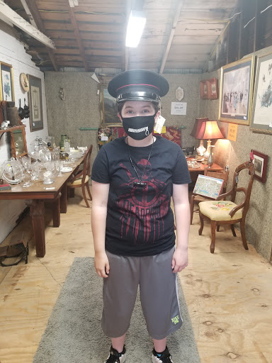 Antique Furniture Store «Old American Barn», reviews and photos, 107 Martinsburg Ave, Gordonsville, VA 22942, USA