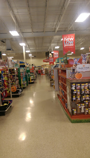 Pet Supply Store «PetSmart», reviews and photos, 5050 SE 14th St, Des Moines, IA 50320, USA