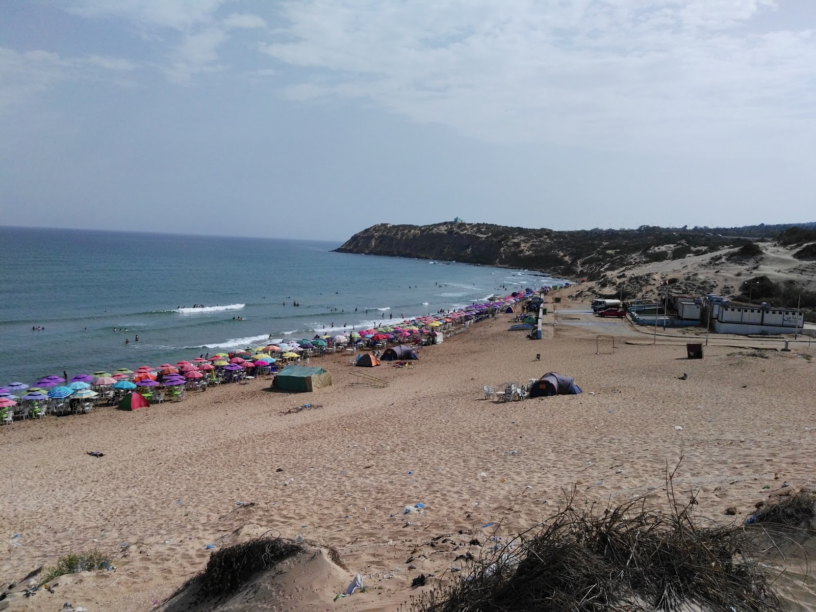 Foto van Sidi Mansour beach met gemiddeld niveau van netheid