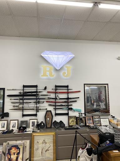 Pawn Shop «R J Jewelry & Loan Co», reviews and photos, 1210 Bloomingdale Rd, Glendale Heights, IL 60139, USA