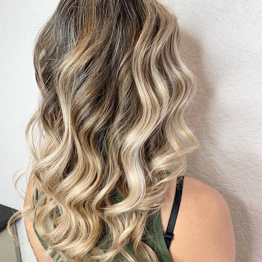 Hair Salon «The Red Scarlet Salon», reviews and photos, 717 E Washington St, Orlando, FL 32801, USA