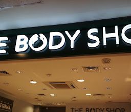 The Body Shop Malioboro Mall photo