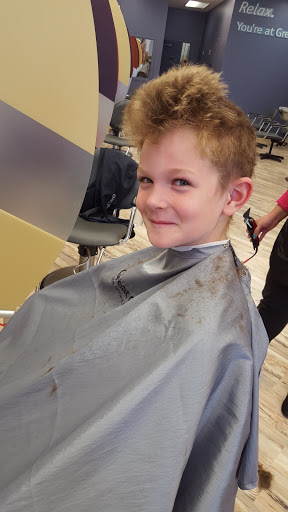 Hair Salon «Great Clips», reviews and photos, 8604 N Church Rd, Kansas City, MO 64157, USA