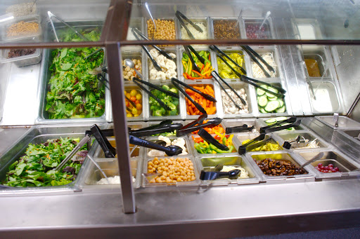 Grocery Store «Harvest Fresh Grocery & Deli», reviews and photos, 251 NE 3rd St, McMinnville, OR 97128, USA