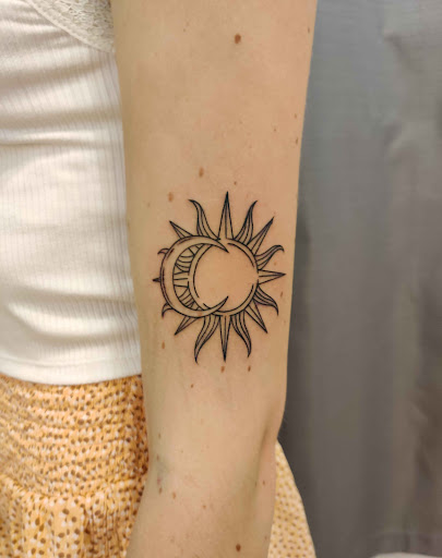 Explore finger tattoo ideas with meaning, creative tattoo ideas in Hebron, available at Explosive Ink Tattoo