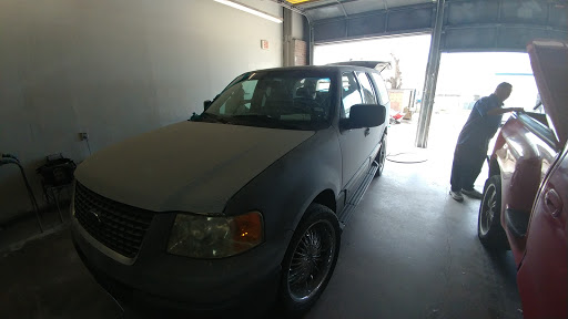 Auto Body Shop «Maaco Collision Repair & Auto Painting», reviews and photos, 1440 N Beckley St, Lancaster, TX 75134, USA