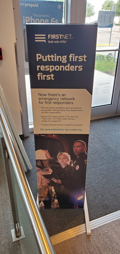 Cell Phone Store «AT&T», reviews and photos, 1812 N Westshore Blvd, Tampa, FL 33607, USA