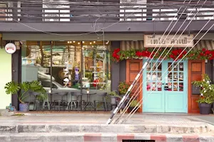 Théo Café & Restaurant (เตโอ คาเฟ่ แอนด์ เรสเตอรองก์) image