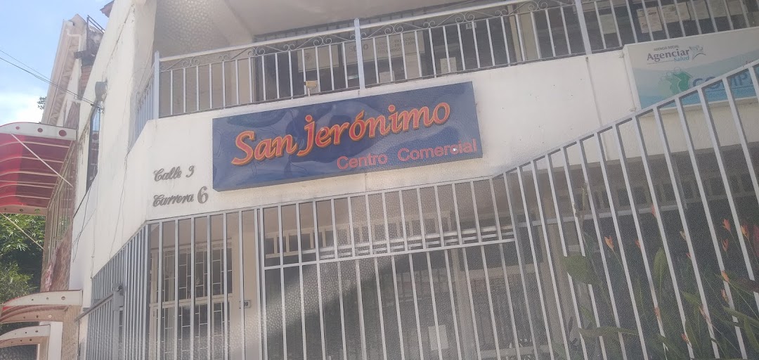 Centro Comercial San Jeronimo, Comuna del Trapiche