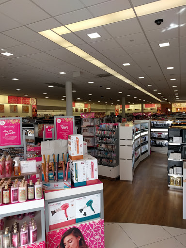 Hair Salon «Ulta Beauty», reviews and photos, 1032 Glenbrook Way, Hendersonville, TN 37075, USA