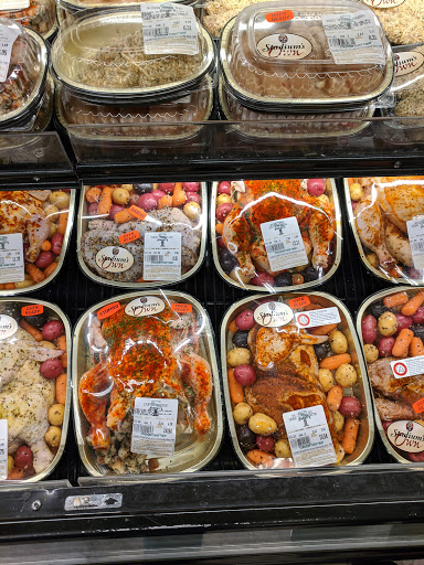 Grocery Store «Stadium Thriftway», reviews and photos, 618 N 1st St, Tacoma, WA 98403, USA