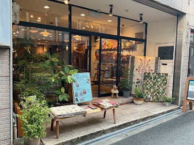 アブラッシュ（Ａｂｒａｊ）