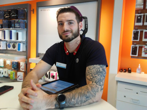 Cell Phone Store «AT&T», reviews and photos, 9559 GA-5 Suite 206, Douglasville, GA 30135, USA