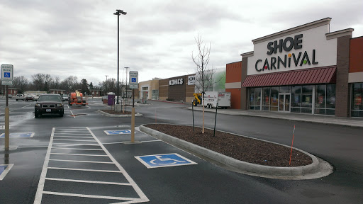 Shoe Store «Shoe Carnival», reviews and photos, 2601 Grand Ave, Ames, IA 50010, USA