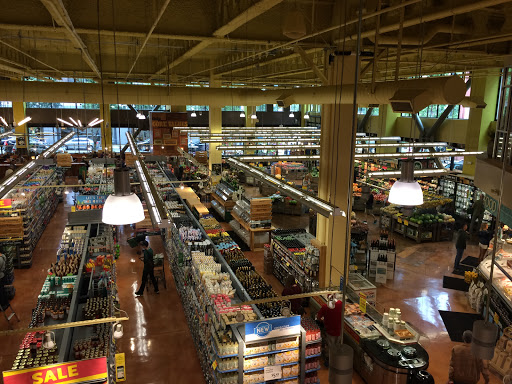 Grocery Store «Whole Foods Market», reviews and photos, 1210 NW Couch St, Portland, OR 97209, USA