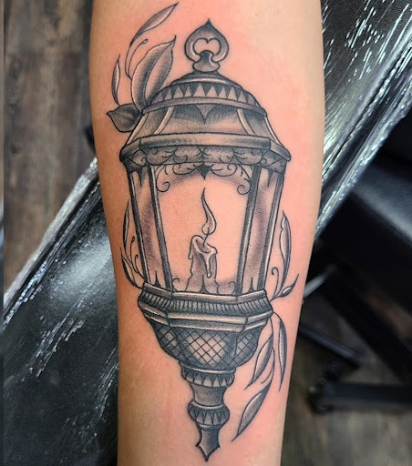 Explore upper thigh tattoo ideas, creative tattoo ideas in Venice, available at Z-Edge Tattoo & Body Piercing Venice