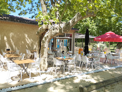 La Fresque - Bar / Restaurant à Salavas