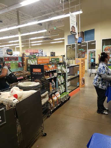 Pet Supply Store «Petco Animal Supplies», reviews and photos, 3426 Highland Ave B, National City, CA 91950, USA