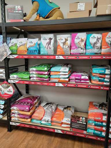 Pet Supply Store «The Feed Bag Pet Supply», reviews and photos, 10900 N Port Washington Rd, Mequon, WI 53092, USA