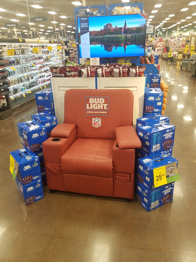 Grocery Store «Fred Meyer», reviews and photos, 5050 WA-303, Bremerton, WA 98311, USA