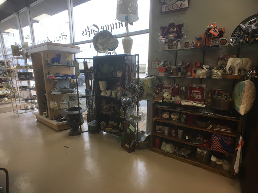 Gift Shop «Cheldens Gift Emporium», reviews and photos, 1111 Corsbie St SE, Decatur, AL 35601, USA