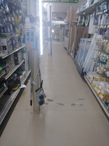 Hardware Store «Benton Hardware», reviews and photos, 411 E 12th St, Benton, KY 42025, USA