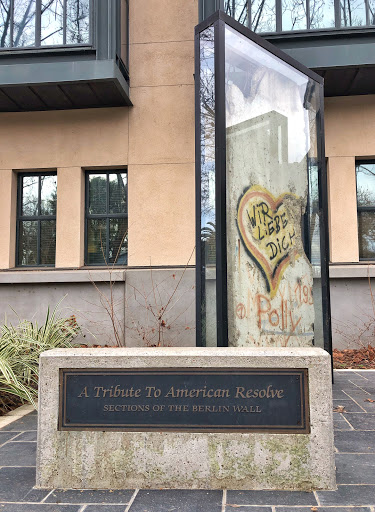 Historical Landmark «Berlin Wall», reviews and photos, 585 Franklin St, Mountain View, CA 94041, USA