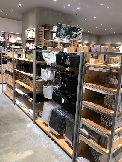 Standard Products ららぽーとEXPOCITY店