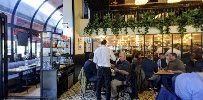 Atmosphère du Restaurant Story Place à Puteaux - n°11