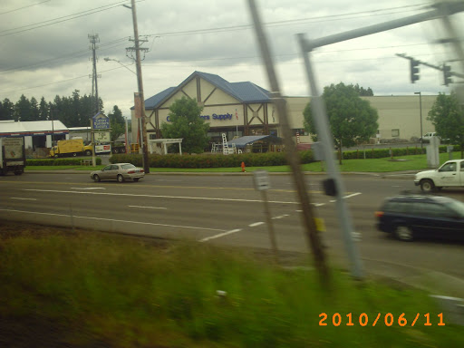 Lumber Store «Canby Builders Supply», reviews and photos, 102 S Pine St, Canby, OR 97013, USA