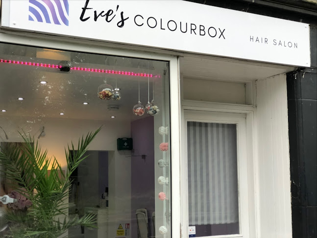 Reviews of Eve's ColourBox in Dunfermline - Barber shop